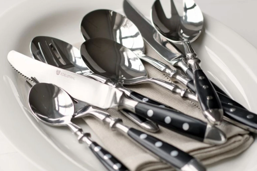 Besteckserie Backenbesteck